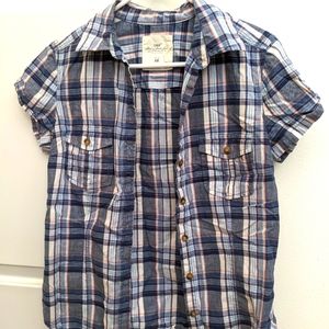 H&M Medium Blue plaid collared short sleeve shirt